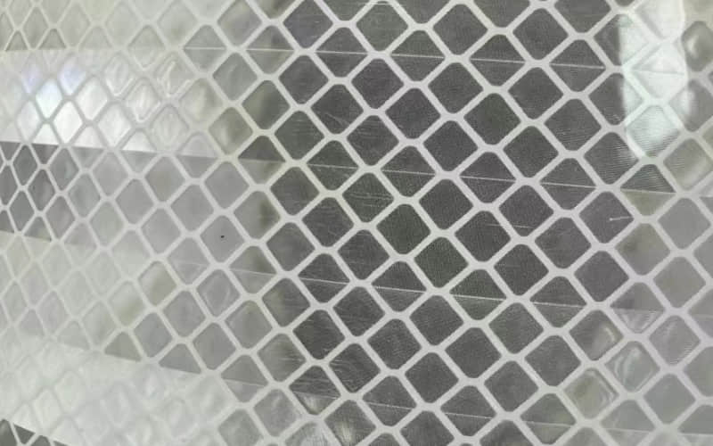Reflective Sheeting Manufacturer | High-Quality Reflective Vehicle Decals and Traffic Signage Solutions | Comprehensive Technical Support